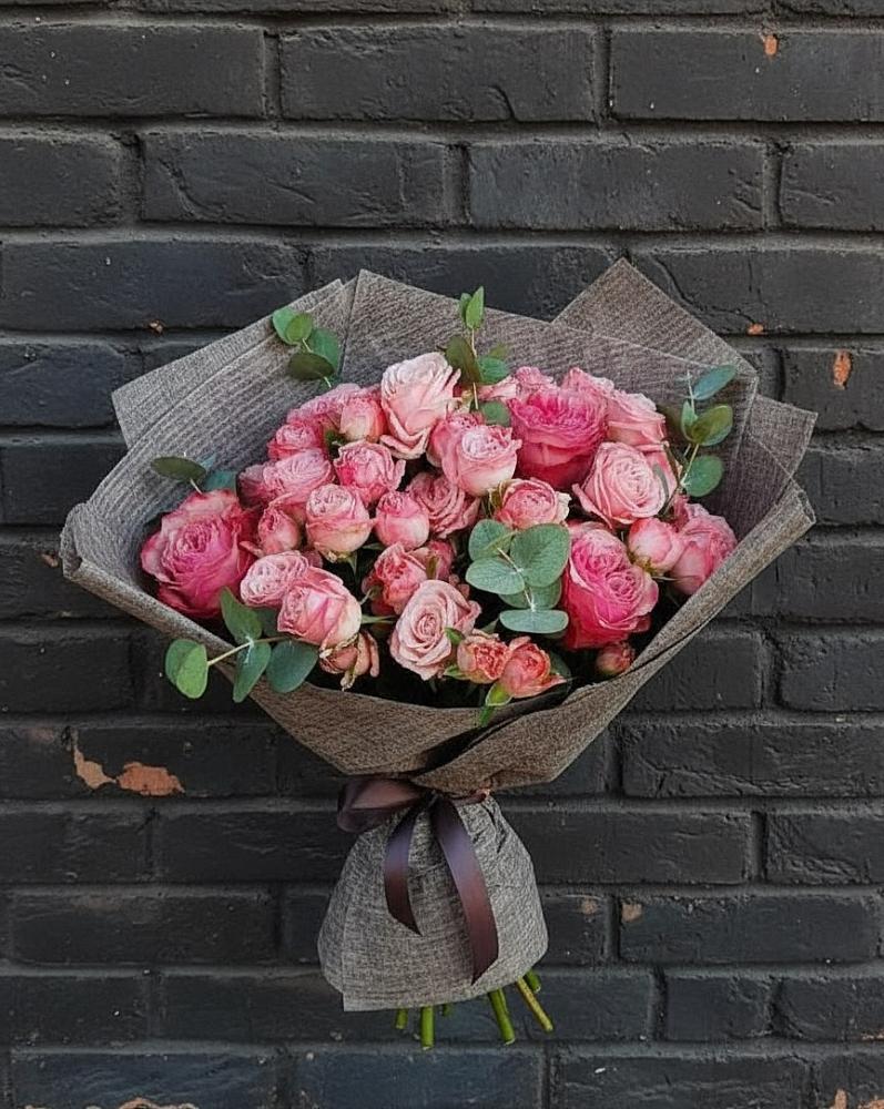 Букет цветов из: Розы в Васильевском Моху