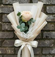 Букет цветов из:  Розы в Васильевском Моху
