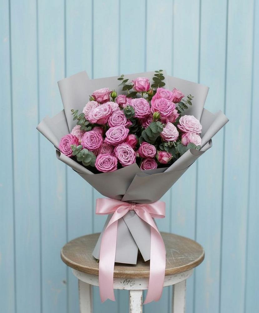 Букет цветов из: Розы в Васильевском Моху