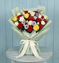 Букет цветов из:  Розы в Васильевском Моху