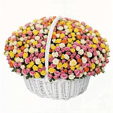 Премиум букет из: Розы в Васильевском Моху