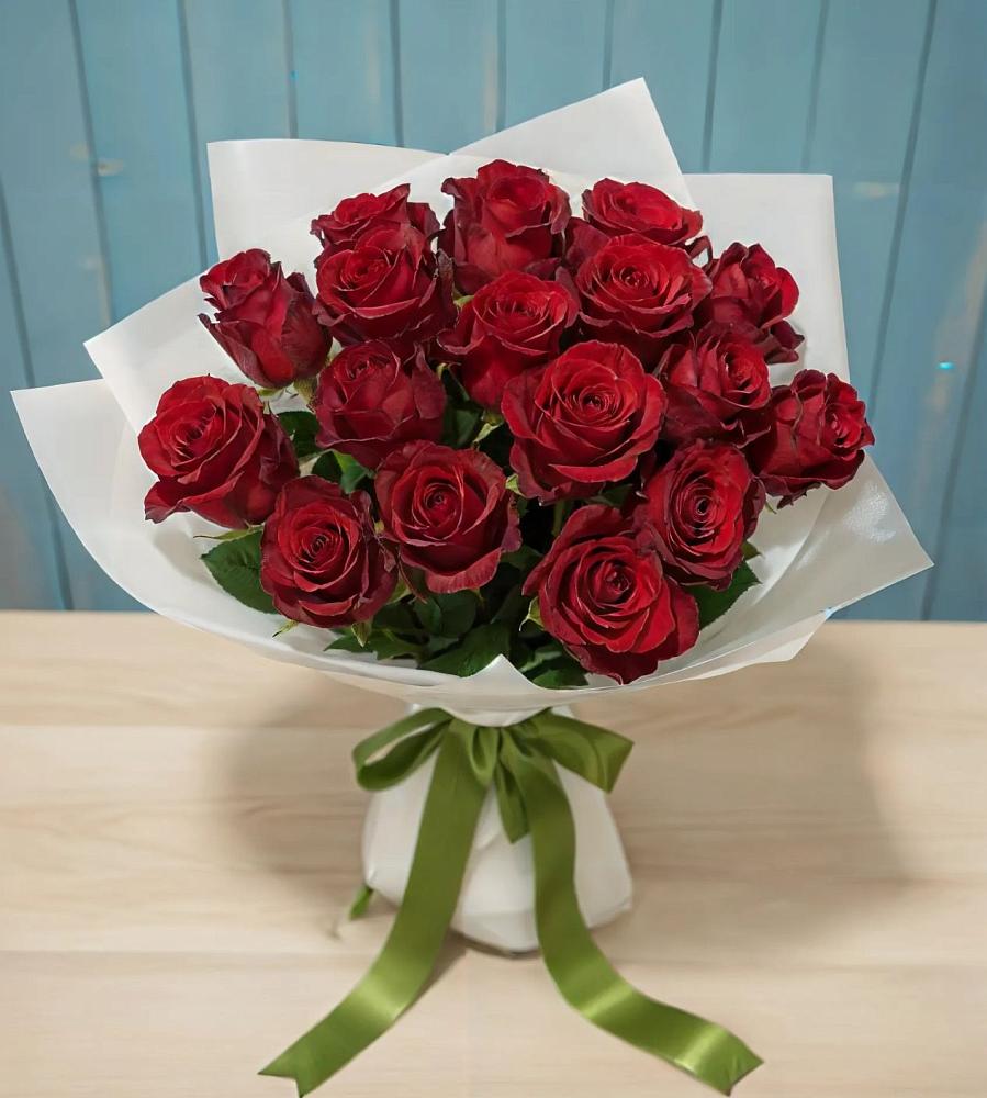 Букет Красные розы в Васильевском Моху