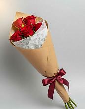 Букет цветов из:  Розы в Васильевском Моху