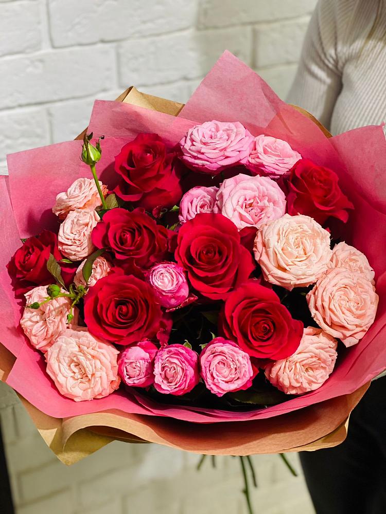 Букет цветов из: Розы в Васильевском Моху