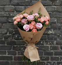 Букет цветов из:  Розы в Васильевском Моху
