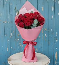 Букет цветов из:  Розы в Васильевском Моху