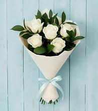 Букет цветов из:  Розы в Васильевском Моху