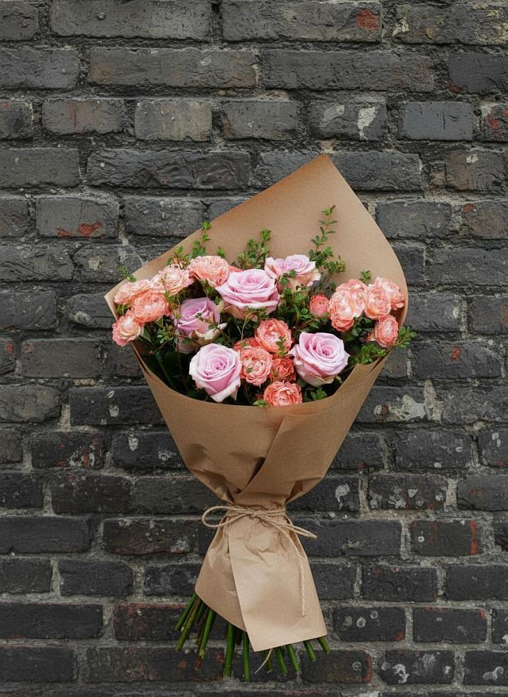 Букет цветов из: Розы в Васильевском Моху