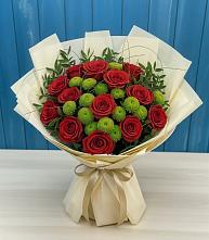 Букет цветов из:  Розы и Хризантемы в Васильевском Моху