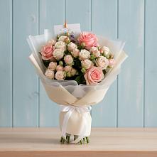 Букет цветов из:  Розы в Васильевском Моху