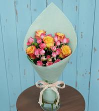 Букет цветов из:  Розы в Васильевском Моху